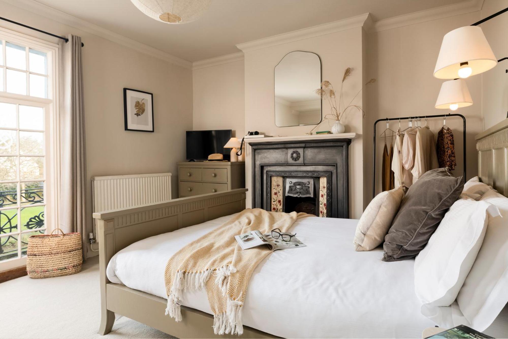 Morleys - Located In The Heart Of By Huluki Sussex Gasthuis Hurstpierpoint