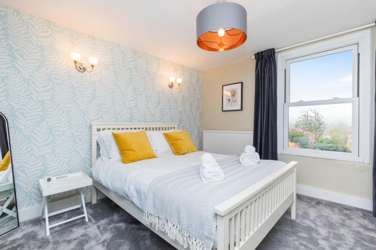 Pensión Morleys - Located In The Heart Of By Huluki Sussex Hurstpierpoint